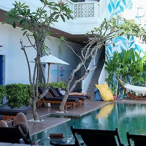  Albergue Dip & Doze Living